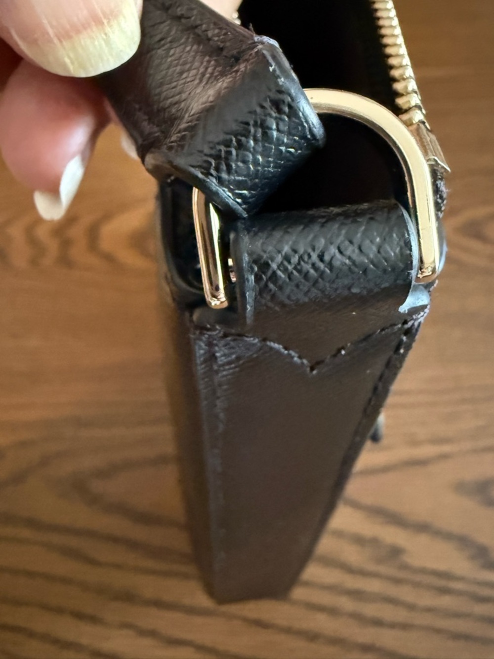 kate Spade black leather Cross Body with gold logo and zipper - Picture 11 of 13